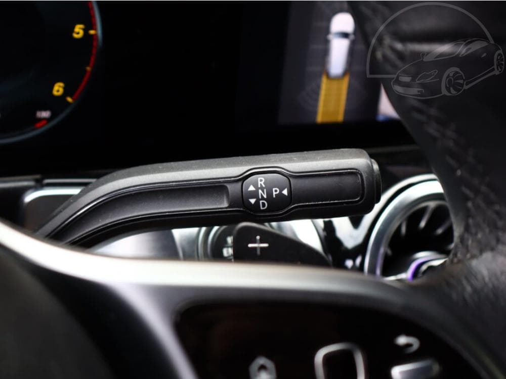 2021 Mercedes-Benz GLB - 21