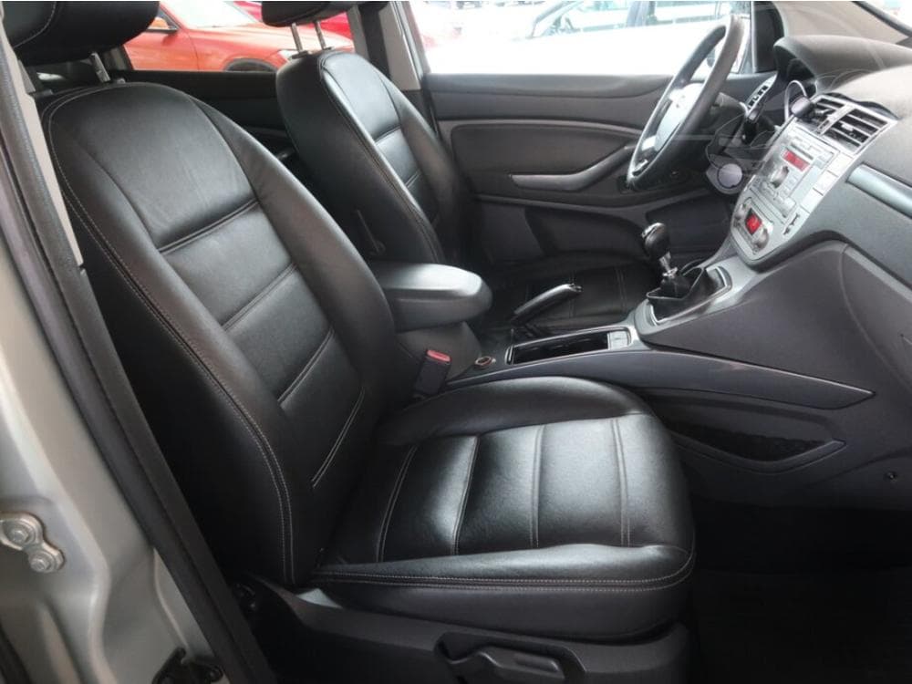 2009 Ford KUGA - 9