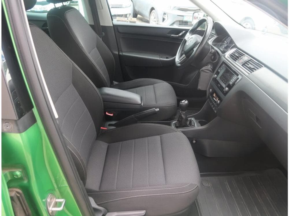 2015 Škoda RAPID - 9