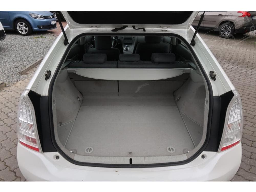 2010 Toyota PRIUS - 14