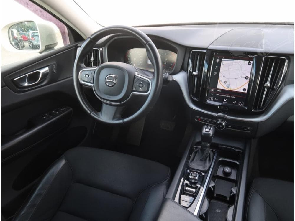 2018 Volvo XC60 - 13