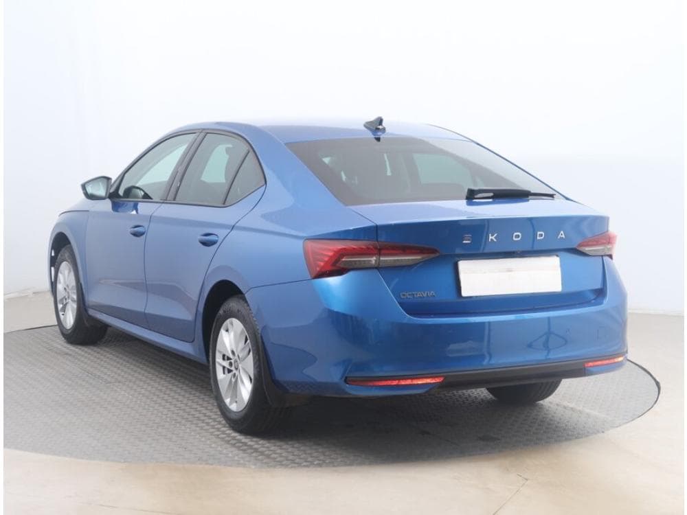 2025 Škoda OCTAVIA - 7