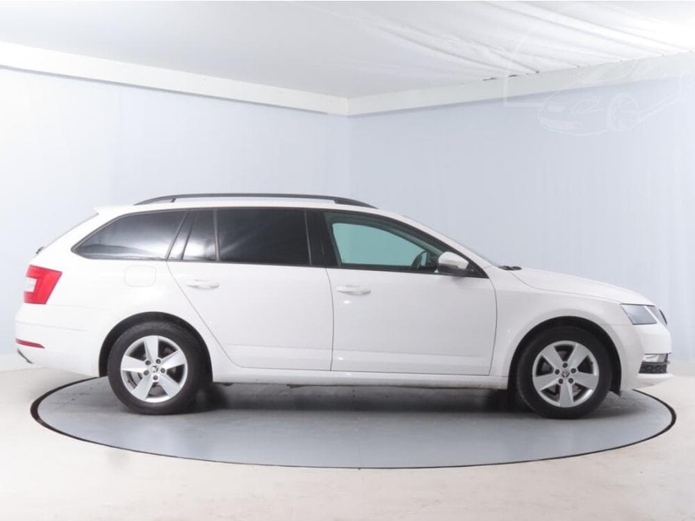 2019 Škoda OCTAVIA - 6