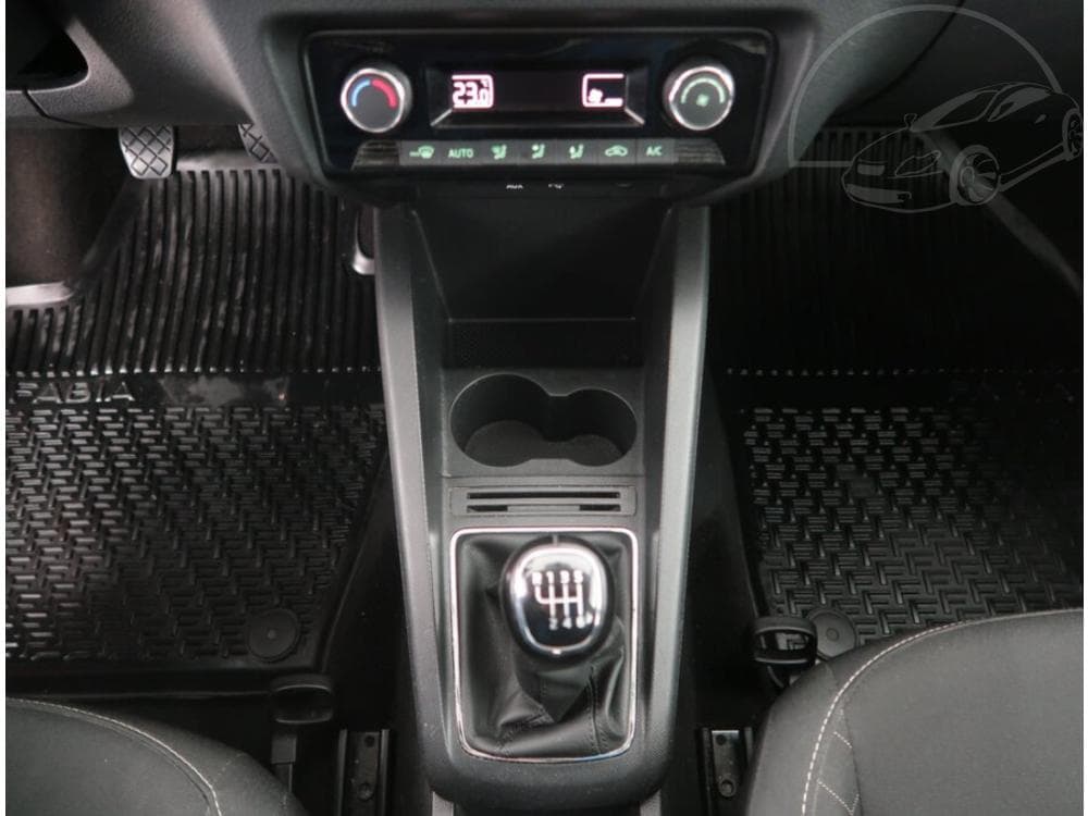 2018 Škoda FABIA - 13