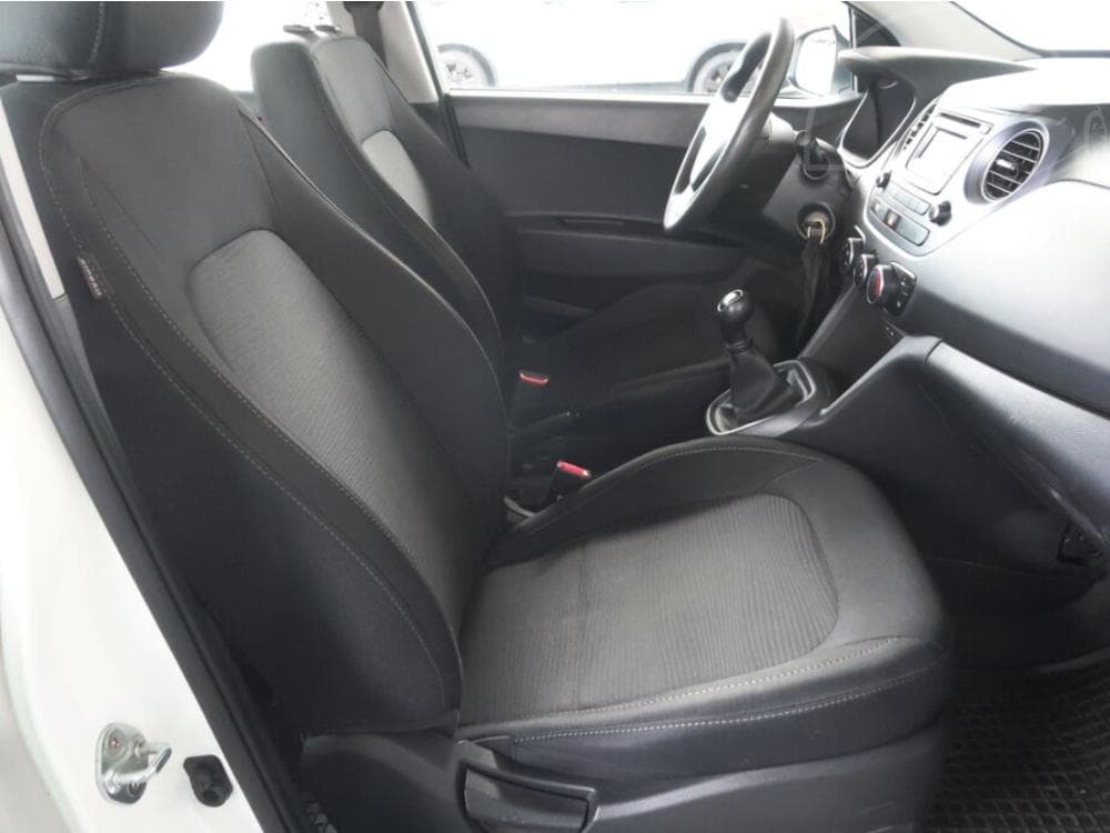2016 Hyundai i10 - 9