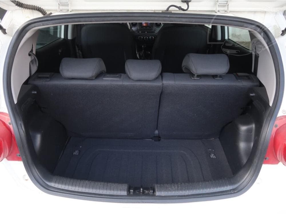2016 Hyundai i10 - 12
