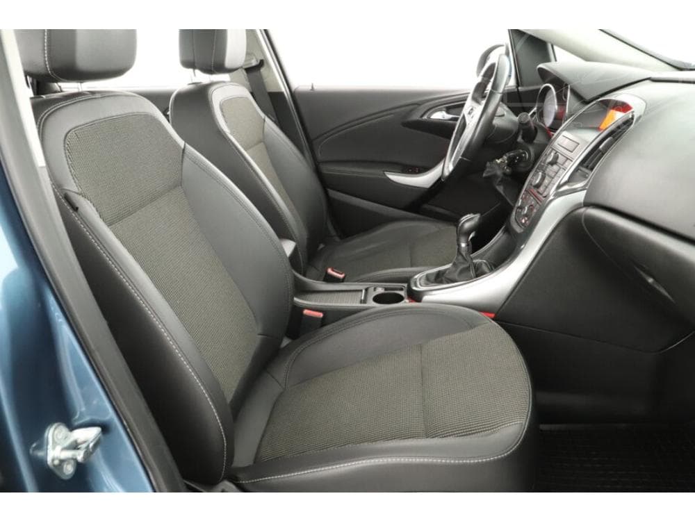 2013 Opel ASTRA - 7