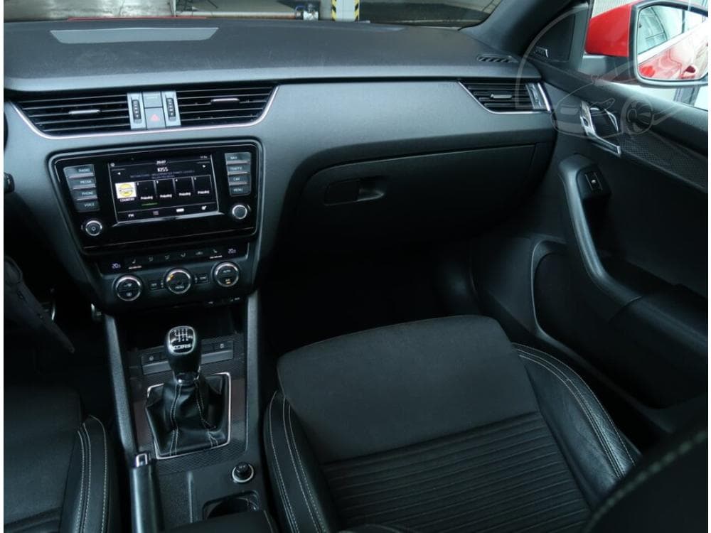 2015 Škoda OCTAVIA - 8