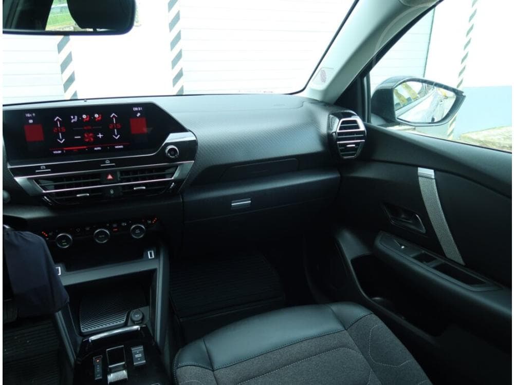 2021 Citroen C4 - 22