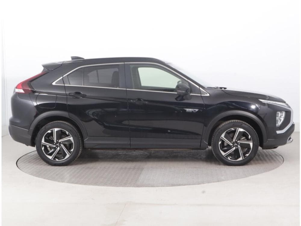 2021 Mitsubishi ECLIPSE - 11