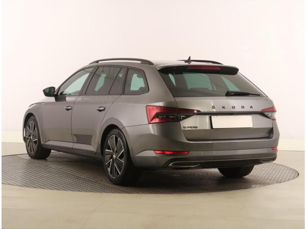 2022 Škoda SUPERB - 7
