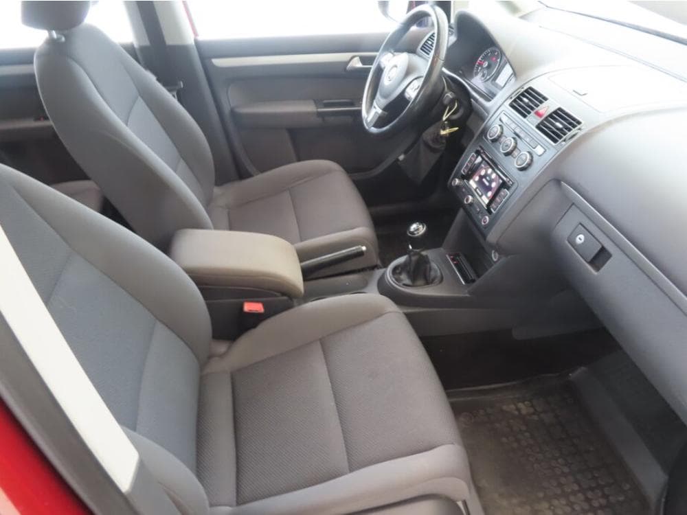 2012 Volkswagen TOURAN - 8