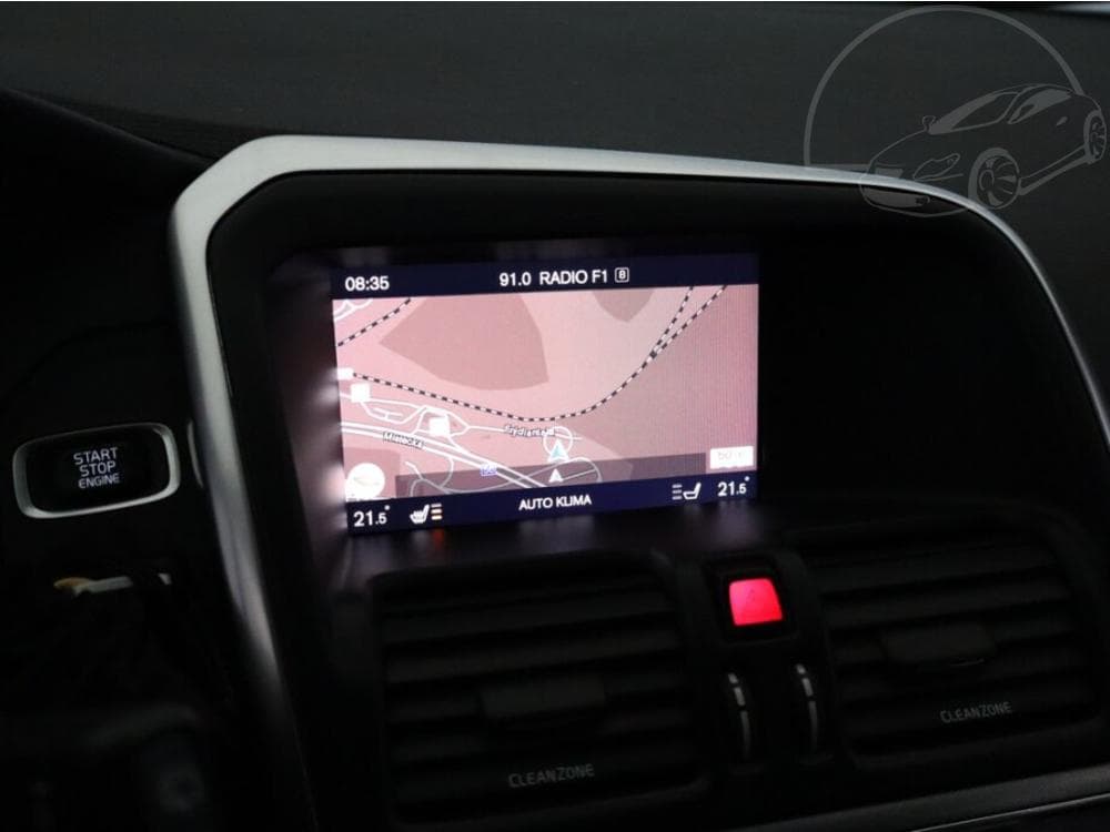 2017 Volvo XC60 - 14