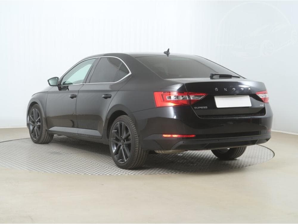 2021 Škoda SUPERB - 5