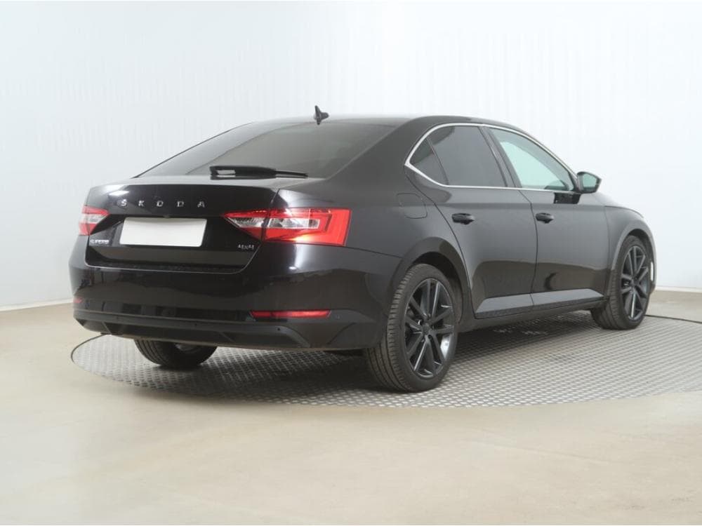 2021 Škoda SUPERB - 7