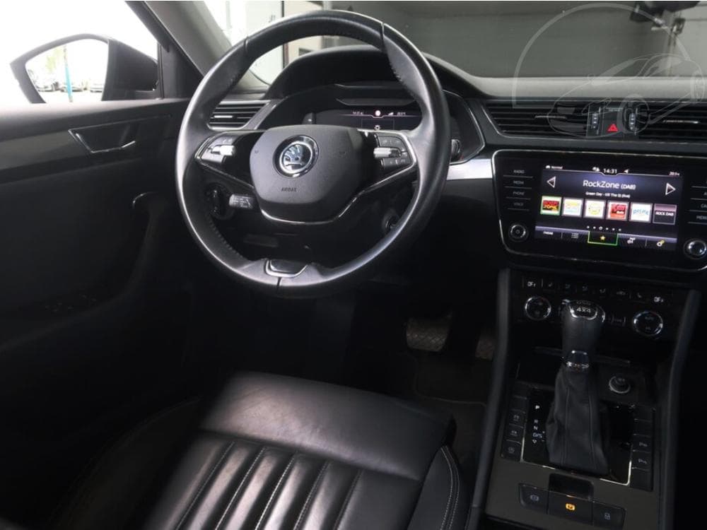 2021 Škoda SUPERB - 11