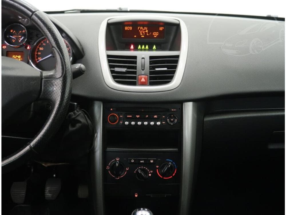 2007 Peugeot 207 - 11