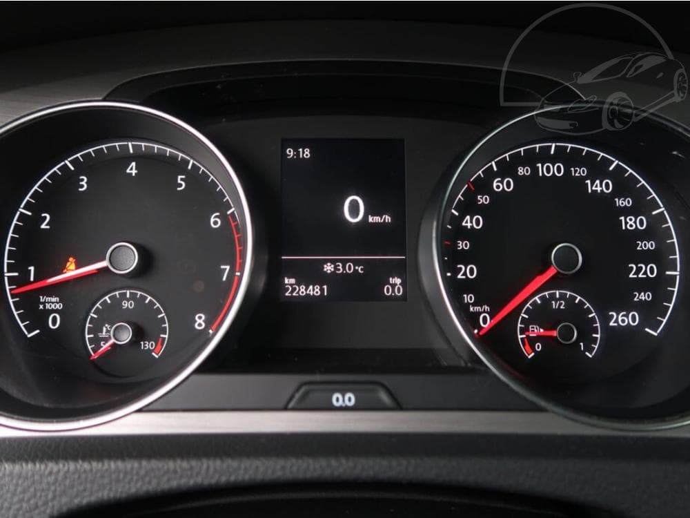 2015 Volkswagen GOLF - 9