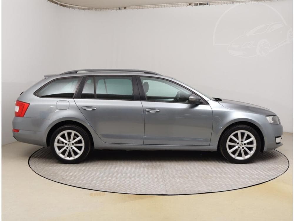 2013 Škoda OCTAVIA - 11
