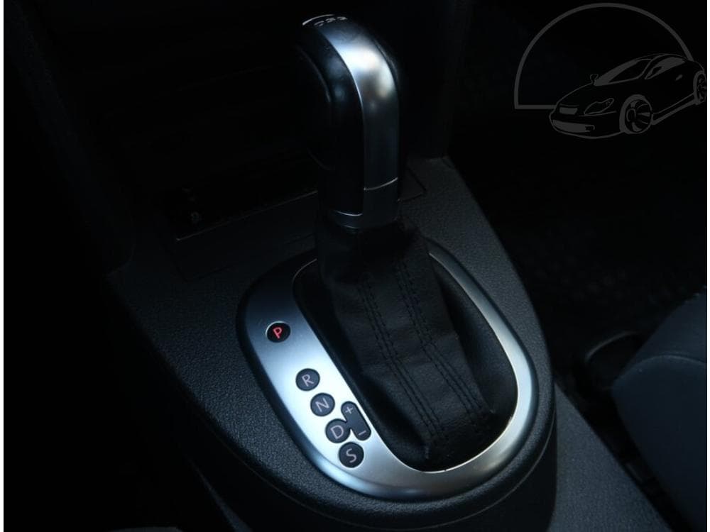 2011 Volkswagen TOURAN - 25