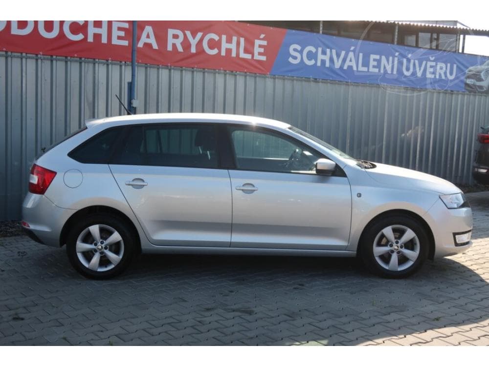 2015 Škoda RAPID - 11