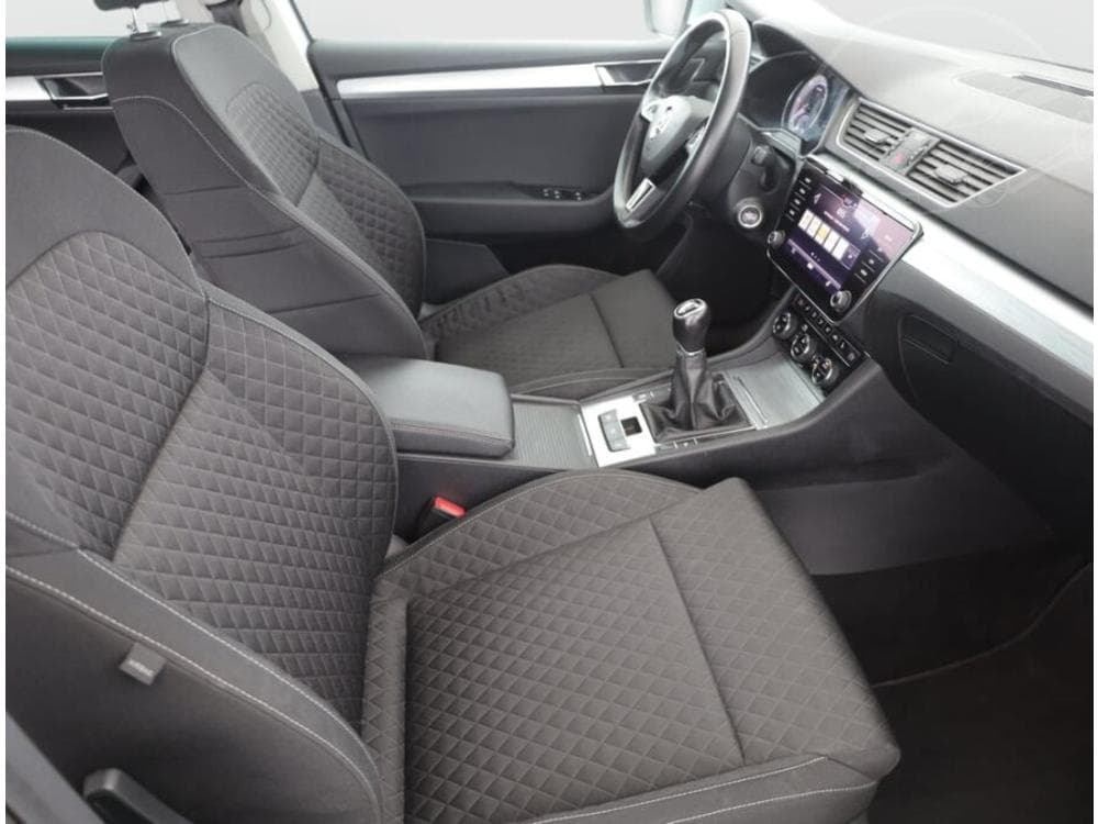 2020 Škoda SUPERB - 7