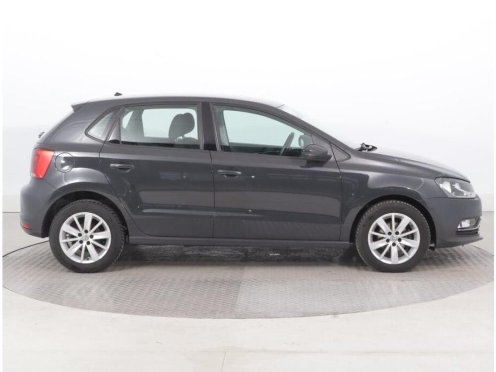 2014 Volkswagen POLO - 11