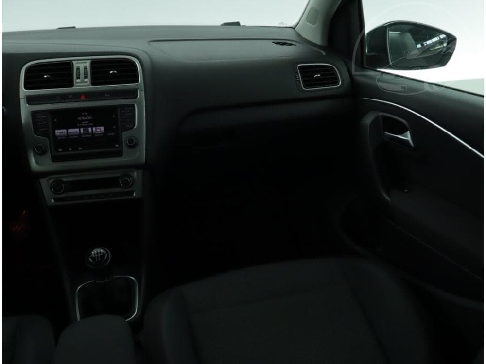 2014 Volkswagen POLO - 15