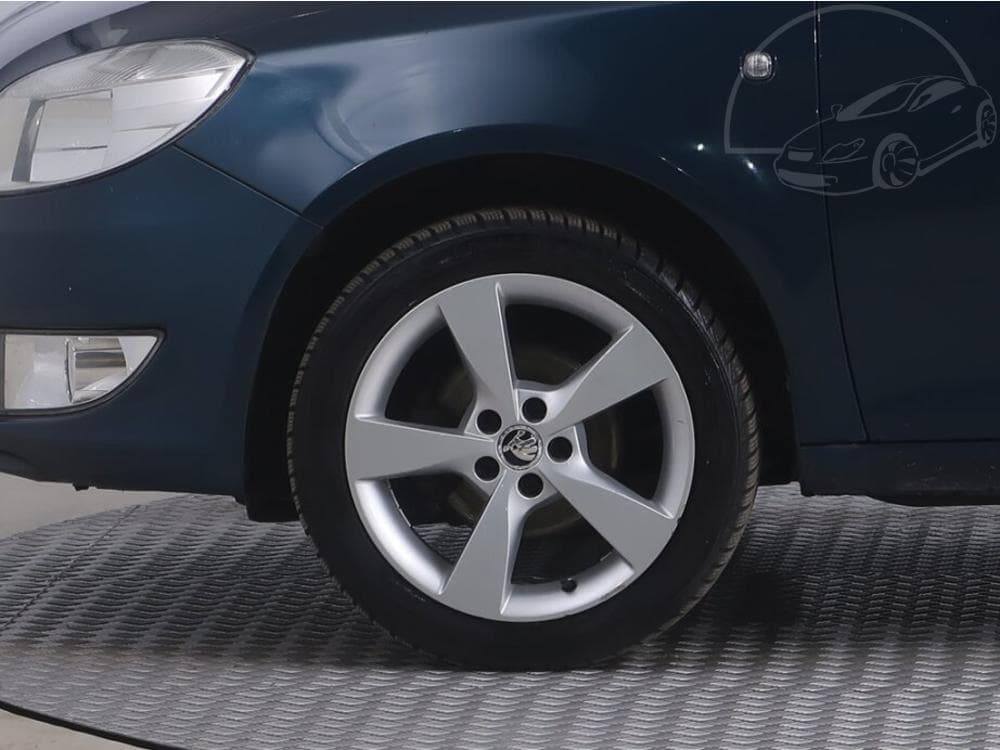 2013 Škoda FABIA - 14