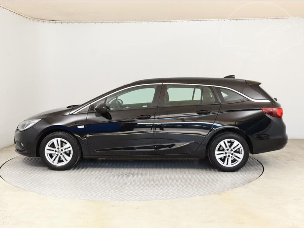 2017 Opel ASTRA - 5