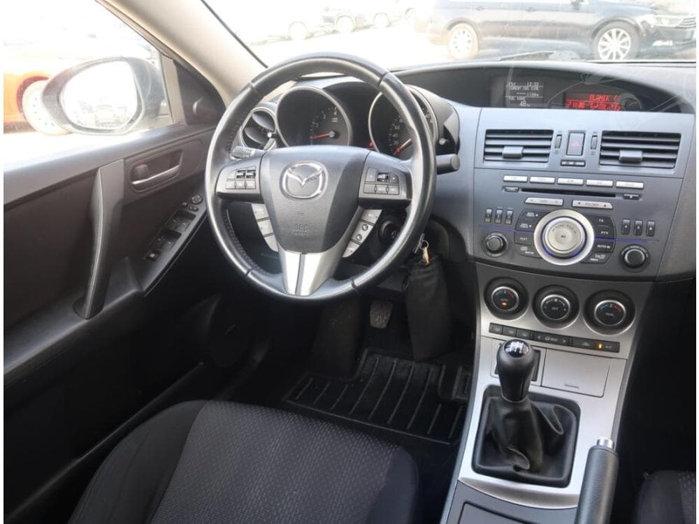 2010 Mazda 3 - 7
