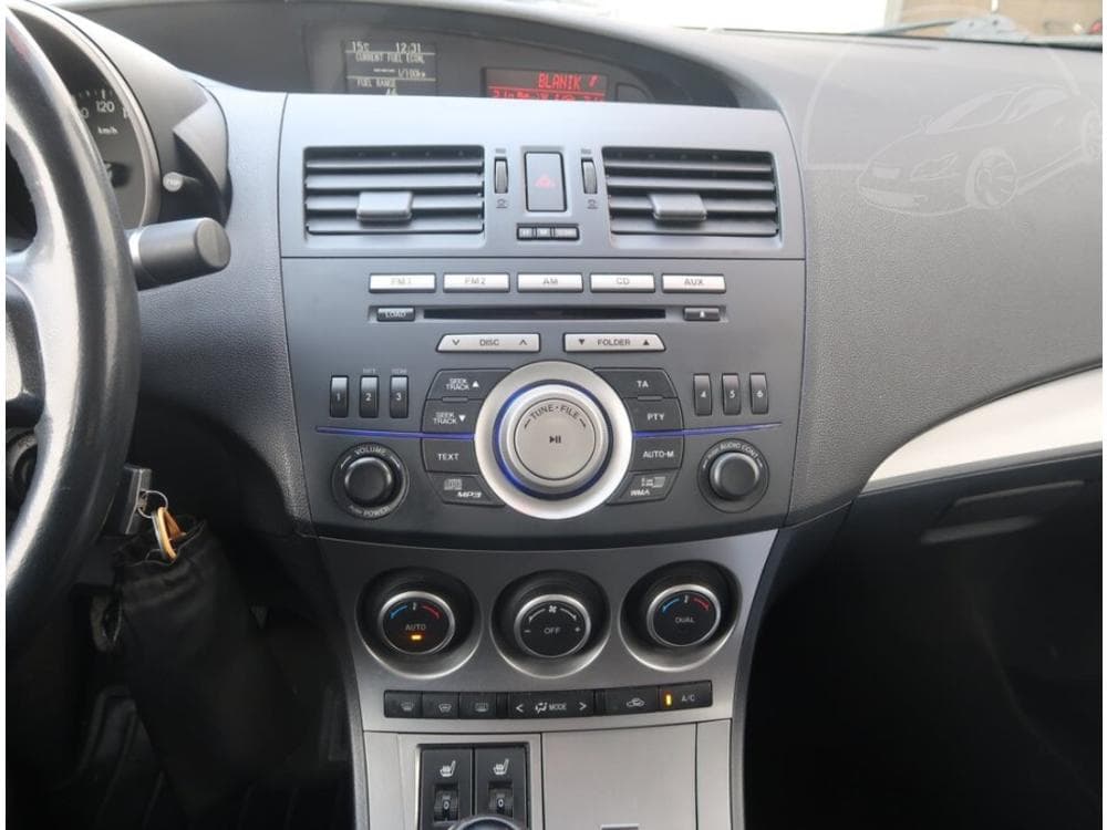 2010 Mazda 3 - 12