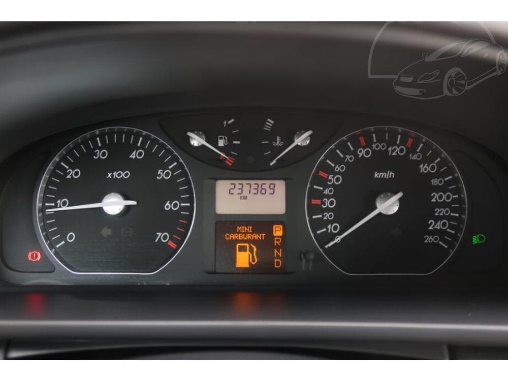 2004 Renault LAGUNA - 11