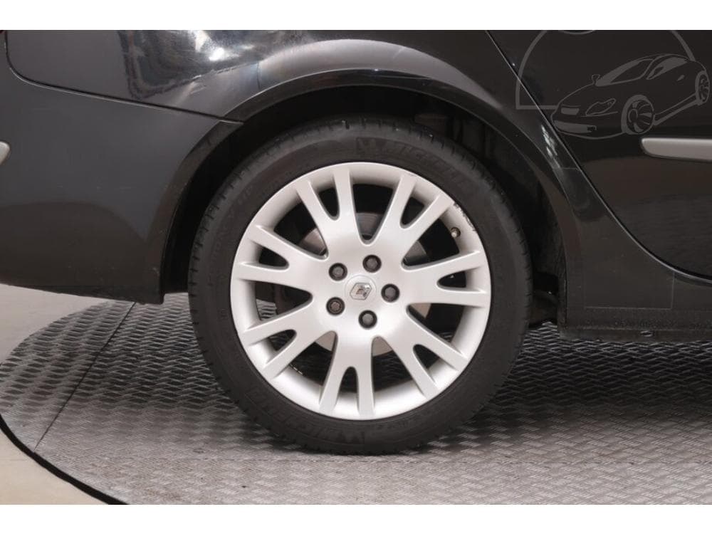 2004 Renault LAGUNA - 15