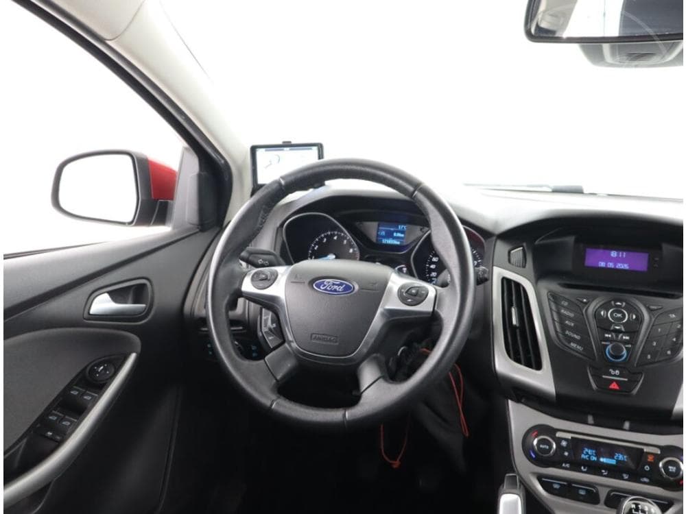 2012 Ford FOCUS - 13