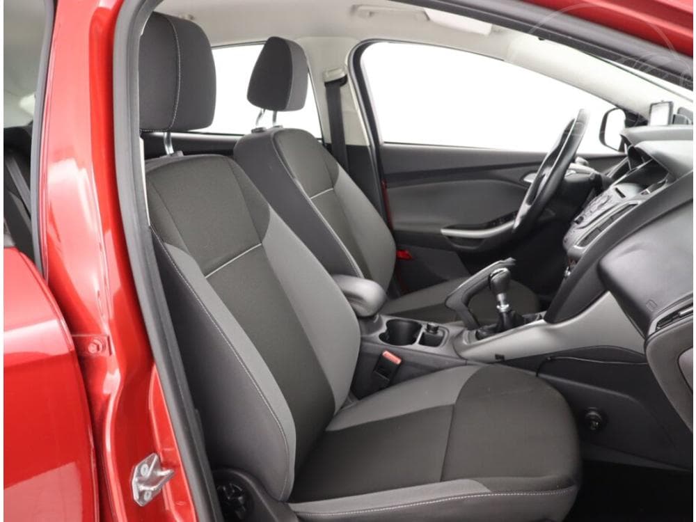 2012 Ford FOCUS - 17