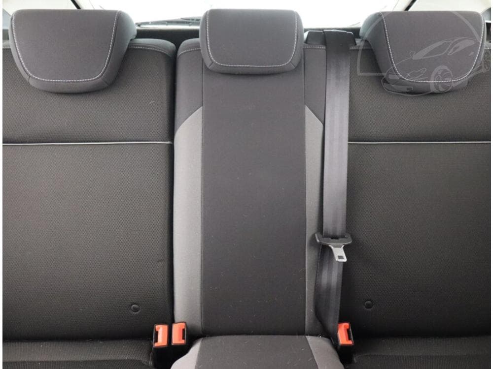 2012 Ford FOCUS - 19