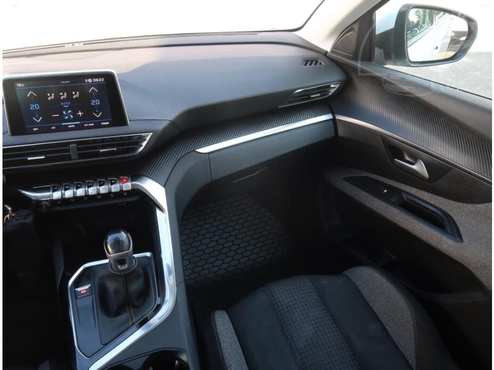 2020 Peugeot 5008 - 8
