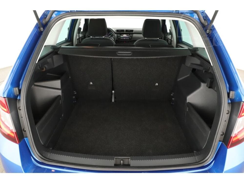 2021 Škoda FABIA - 11