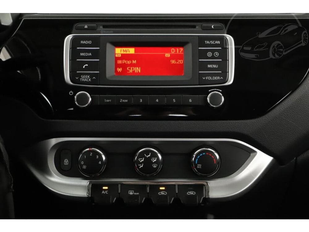 2017 Kia RIO - 17