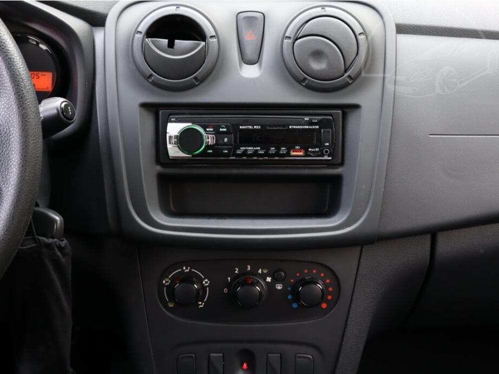 2015 Dacia SANDERO - 10