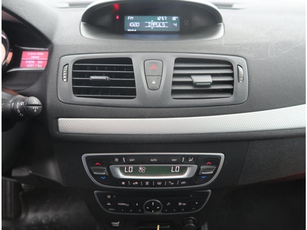 2012 Renault MEGANE - 23