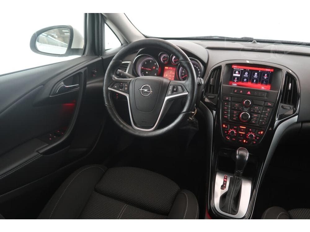 2016 Opel ASTRA - 13