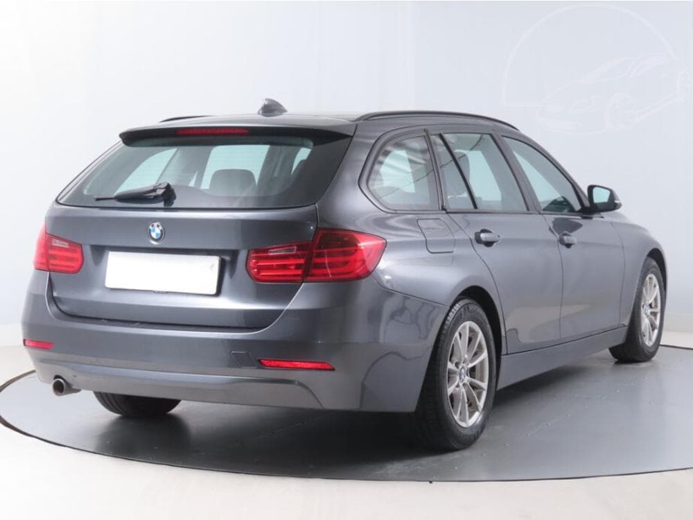 2013 BMW 3-SERIES - 5