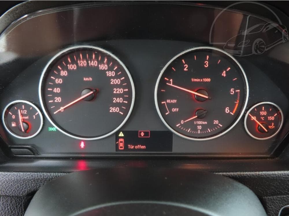 2013 BMW 3-SERIES - 11