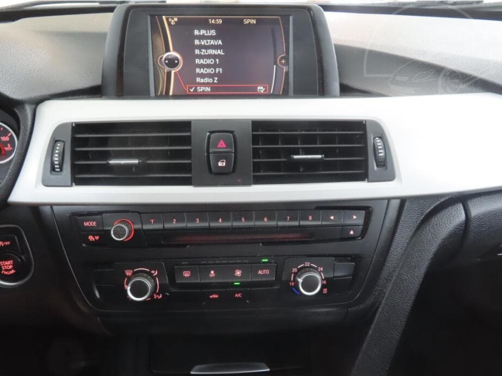 2013 BMW 3-SERIES - 12