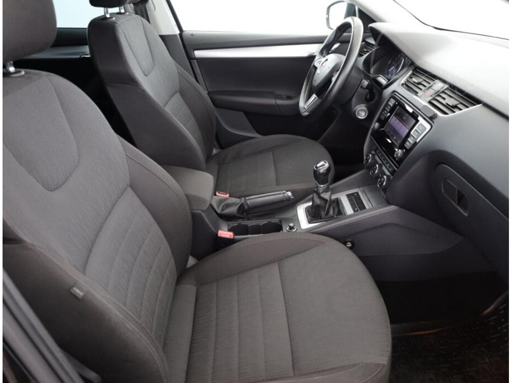 2013 Škoda OCTAVIA - 13