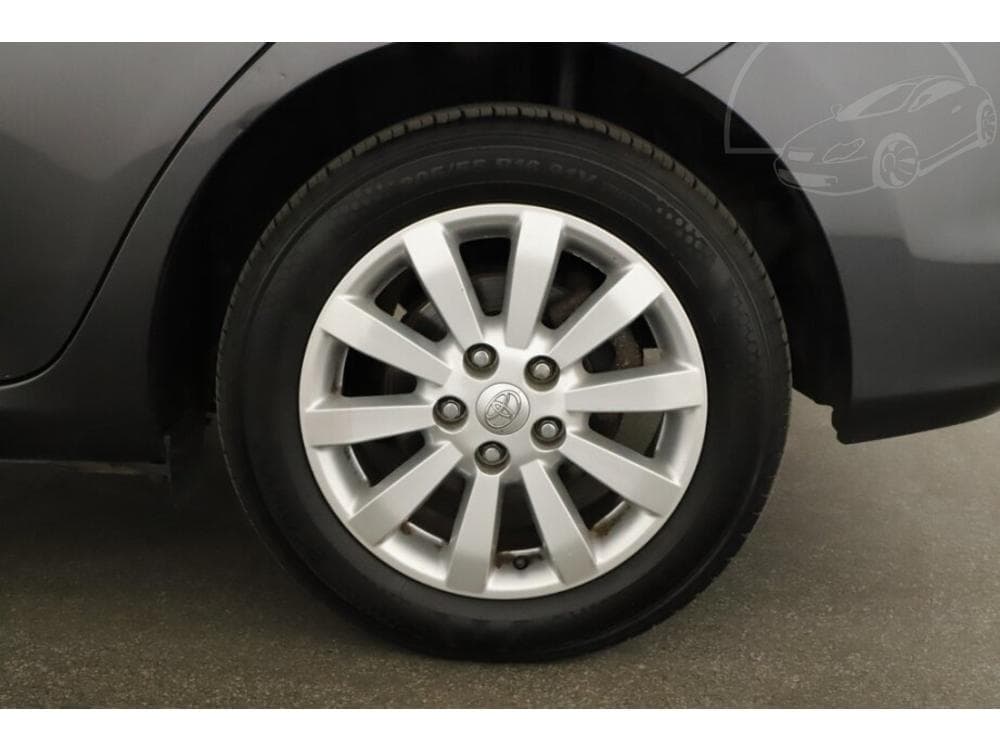 2011 Toyota AURIS - 21
