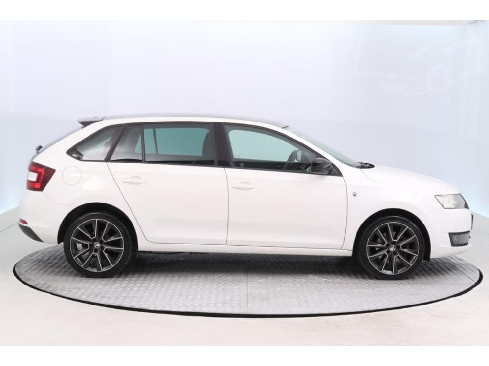 2014 Škoda RAPID - 9