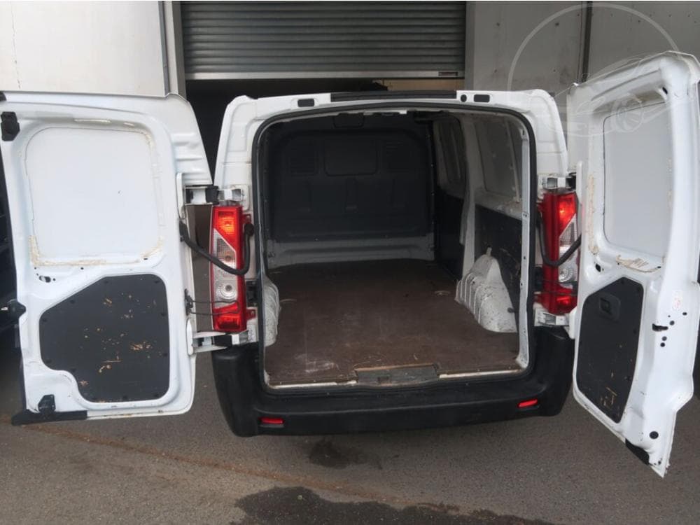 2016 Citroen JUMPY - 13